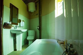 Elephant HAB Lodge