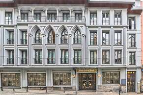 Golden Royal Hotel & Spa