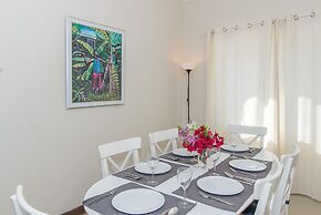 Hospitality Expert CB5