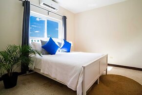 Hospitality Expert CB4