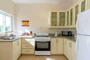 Hospitality Expert CB4