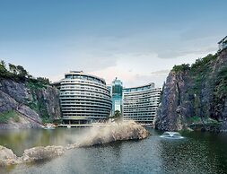 InterContinental Shanghai Wonderland by IHG