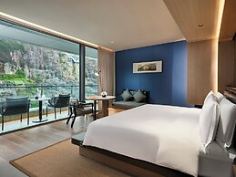 InterContinental Shanghai Wonderland by IHG