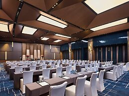InterContinental Shanghai Wonderland by IHG