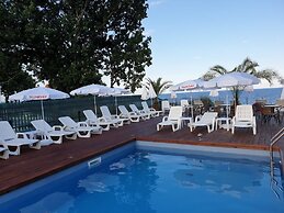 Family Hotel Sunday