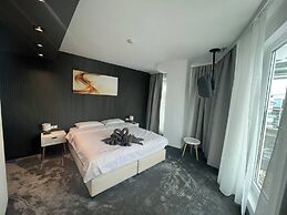 Family Hotel Sunday