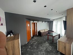Family Hotel Sunday
