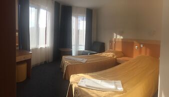 Family Hotel Sunday