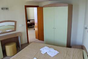 Family Hotel Sunday