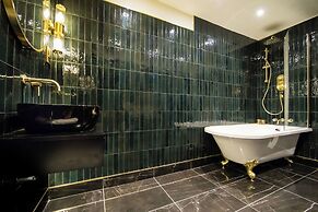 The Burgoyne Hotel