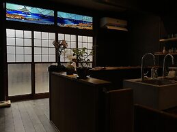 CōBō Hostel