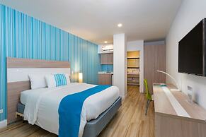 Aqualina Inn