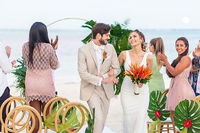 Unique by Lopesan Costa Bávaro - All Inclusive