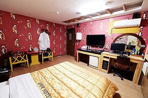 Cyber Motel