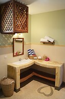 Alibi's Well Villa