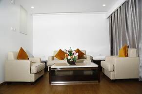 Triguna Clarks Inn