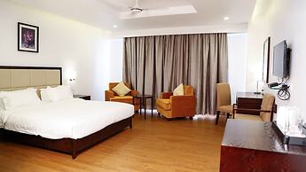 Triguna Clarks Inn