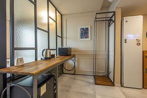 JK Blossom Hotel