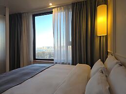 JK Blossom Hotel