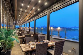 JK Blossom Hotel