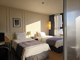 JK Blossom Hotel