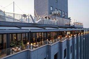 JK Blossom Hotel