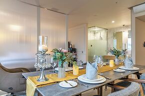 JK Blossom Hotel