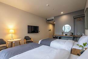 JK Blossom Hotel