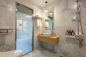 JK Blossom Hotel