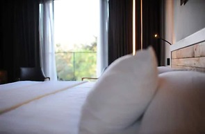 Warehouse By The Stay