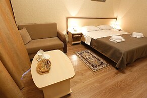 Ritsa Hall Hotel