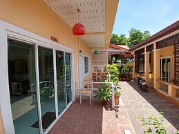 Koh Larn De Beach