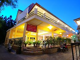 Koh Larn De Beach