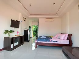 Koh Larn De Beach