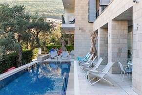 Hotel Eleven
