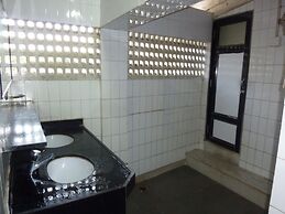 Yadgar Guest House