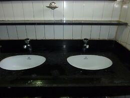 Yadgar Guest House