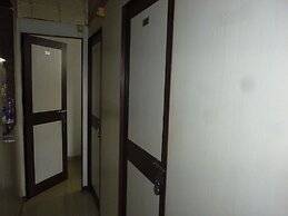 Yadgar Guest House