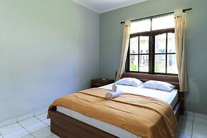 Sari Indah Cottages