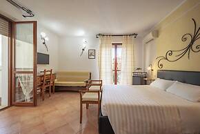Lola Piccolo Hotel