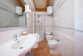 Lola Piccolo Hotel