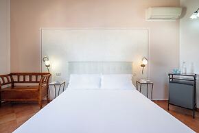 Lola Piccolo Hotel