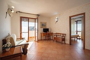 Lola Piccolo Hotel