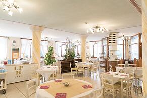 Lola Piccolo Hotel