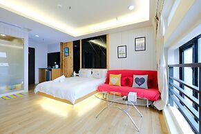 Color Fun Inn