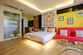 Color Fun Inn