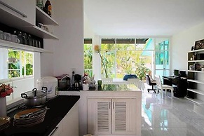 Franjipani Home