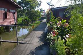 Cast Away  Homestay