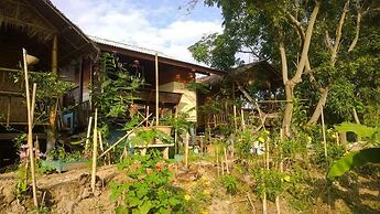 Cast Away  Homestay