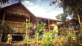 Cast Away  Homestay